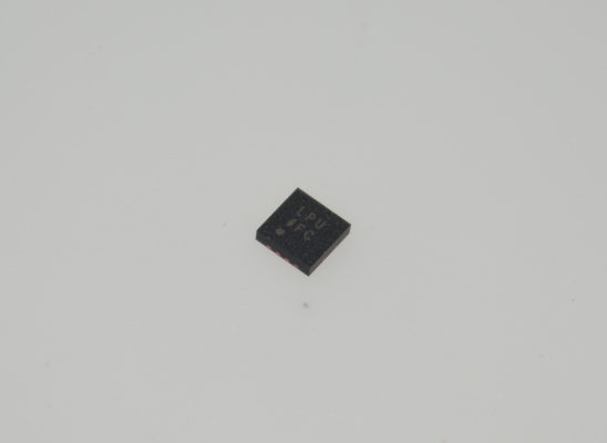 ADM7170ACPZ-3.3-R7 3.3V 2A LDO Regulator 1.8-6.5V Input 1μV RMS Geluid 75dB PSRR LFCSP-8 -40°C tot +125°C AEC-Q100