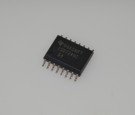 ISO7240CDWR 4-Kanaals Digitale Isolator met 100 Mbps Snelheid Hoge CMTI (50 kV/µs) Breed Voedingsbereik (3V-5.5V) Laag Vermogen Robuuste ESD-bescherming & SOIC-16 Behuizing