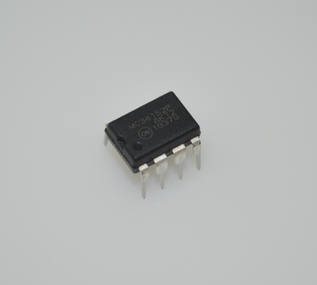 MC34152PG Dubbele MOSFET Driver 1,5A Piekstroom 12V-18V Voeding 50ns Stijging/Daling DIP-8 -40°C tot +85°C
