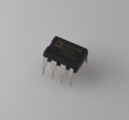 AD820ANZ Precisie 5MHz Op Amp Enkel/Dubbel Voeding (±18V) Laag Vermogen 1.3mA Rail-to-Rail Output Breed Temperatuurbereik -40°C~+125°C voor Industrieel and Automotive