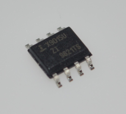 X9015US8IZ 100-Tap Single XDCPTM met SPI-interface Niet-vluchtig geheugen & Power-On Recall 2.7V-5.5V Operatie ±20% R-Tolerance 35kΩ R-Tempco voor stabiele prestaties