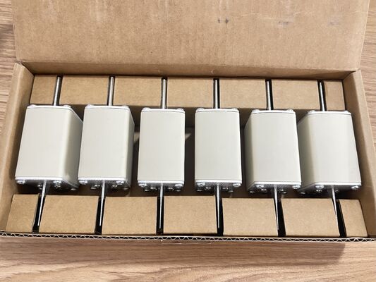 NH1GG69V250P 1250V 250A SiC MOSFET-module Low Rds ((on) 3.3mΩ Fast Switching High Frequency Low Loss High Power Density Industrial Grade Voor PV-omvormers en motor aandrijvingen