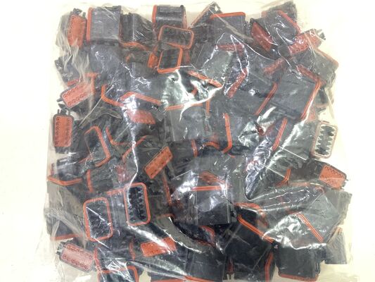 DT06-12SB 12 Positie 4.19mm Pitch Automotive Connector Zwarte receptacle Crimp Housing Wedgelock Geïntegreerde slot IP68 verzegeld 13A rating voor ruwe omgeving bedrading