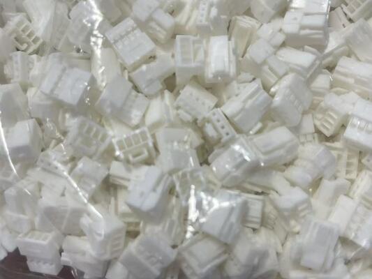 PARP-04V 4-positie 2.0mm Pitch Connectorbehuizing PA Serie Receptacle Krimpaansluiting Positieve vergrendeling Compacte 3A Nominale waarde 100V AC voor Draad-naar-printplaat en LED-verlichting