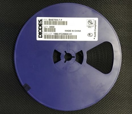 BAS70W-7-F Dual Series Schottky Diode 70V Reverse Voltage 200mA Forward Current Low VF and Leakage SOT-323 Package High-Speed Switching Ideaal voor bescherming and RF circuits