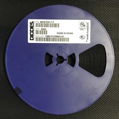 BAS70W-7-F Dual Series Schottky Diode 70V Reverse Voltage 200mA Forward Current Low VF and Leakage SOT-323 Package High-Speed Switching Ideaal voor bescherming and RF circuits