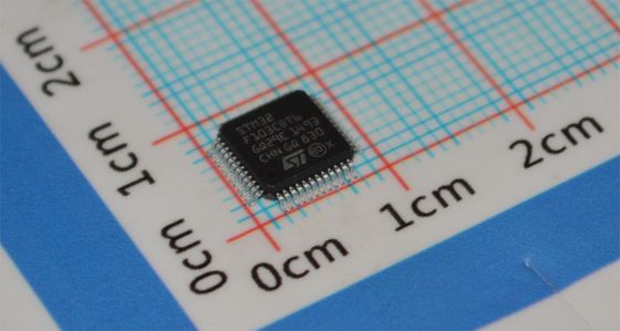 STM32F103CBT6 72MHz Cortex-M3 MCU 128KB Flash 20KB RAM 2x12-bit ADC 3xUSART USB/CAN LQFP-48 2.0-3.6V -40°C tot +85°C Industriële prestaties