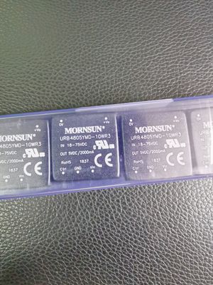 URB4805YMD-10WR3 5V 10W DC-DC-omvormer 4:1 Breed Input (9-36V) 94% Efficiëntie SIP-7 -40°C tot +85°C