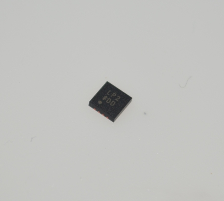 ADM7172ACPZ-R7 6.5V 2A Ultralaag geluid LDO 1μV RMS geluid 75dB PSRR @ 1MHz 2.3-6.5V Input LFCSP-8 -40°C tot +125°C