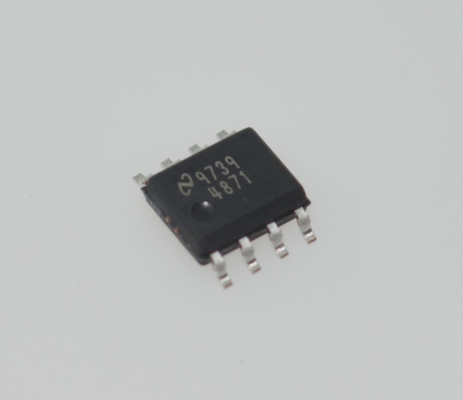 LM4871MX 3W mono-audioversterker met 2.7V-5.5V laagspanningsoperatie lage stilstandstroom, afsluitmodus Thermische bescherming Verbeterde RF-geluidsimmuniteit en ruimtebesparend SOIC-pakket
