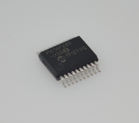 PIC16F685-I/SS 8-bits Flash MCU 20MHz Snelheid 3.5KB Geheugen 256B EEPROM 12x10-bit ADC 25 I/O Pins Breed 2.0-5.5V Bereik Industrieel -40°C tot +85°C SSOP-20 Pakket voor Embedded Control