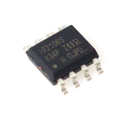 IR2106STRPBF 600V Half-Bridge Driver 200mA Output Fast Switching UVLO, Low Propagation Delay SOIC-8 Ideaal voor motor aandrijvingen en omvormers