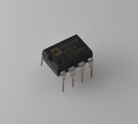 AD820ANZ Precisie 5MHz Op Amp Enkel/Dubbel Voeding (±18V) Laag Vermogen 1.3mA Rail-to-Rail Output Breed Temperatuurbereik -40°C~+125°C voor Industrieel and Automotive