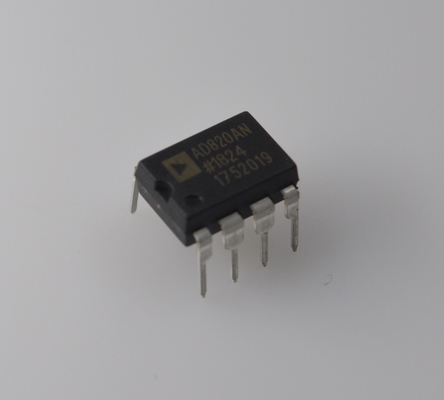AD820ANZ Precisie 5MHz Op Amp Enkel/Dubbel Voeding (±18V) Laag Vermogen 1.3mA Rail-to-Rail Output Breed Temperatuurbereik -40°C~+125°C voor Industrieel & Automotive
