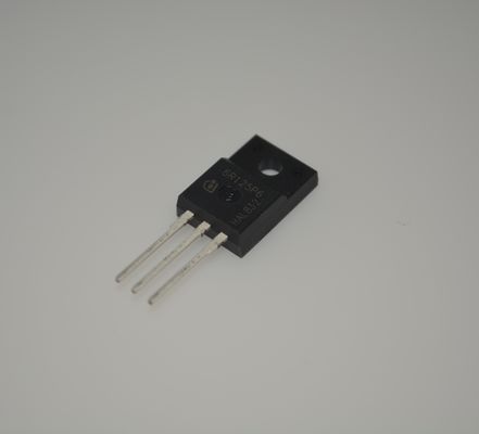 IPA60R125P6 600V/125A MOSFET 60mΩ RDS(on) TO-247 Behuizing Snelle Schakeling Hoge Efficiëntie Automotive Grade Robuuste Thermische Prestaties - Ideaal voor Motoraandrijvingen and Omvormers