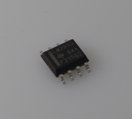 LM2903DR Dual Differential Comparator Wide 2V-36V Range Low 0.8mA Current Open-collector Outputs Fast 1.3μs Response SOIC-8 Package - Ideaal voor automotive/industriële besturing