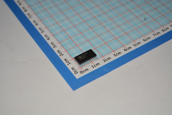 AD7712ARZ 24-Bit Σ-Δ ADC met Low Noise On-Chip PGA 5V/3V Werking Hoge Nauwkeurigheid Flexibele Filtering en Laag Vermogen voor Precisie Sensing