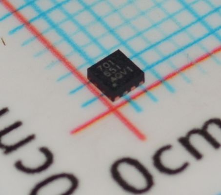 BQ294701DSGR-Cell Li-Ion Protector met Over/Undervoltage Detect 2ion 1μA Current 3.6V-10V Range 1ms Response Thermal Shutdown and DSBGA Package