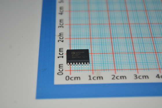ADM2486BRWZ Geïsoleerde RS-485 Transceiver 500kbps 2.5kV Isolatie ±15kV ESD 3V/5V Logic High CMR Industrial Temp voor PLC/Motor Control