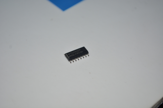 AM26LV32IDR Quad Differential Receiver 3V tot 3.6V Operatie 32Mbps ±15kV ESD Foul-Safe 8kV HBM Industrial Temp TTL/CMOS voor RS-422/485 Netwerken