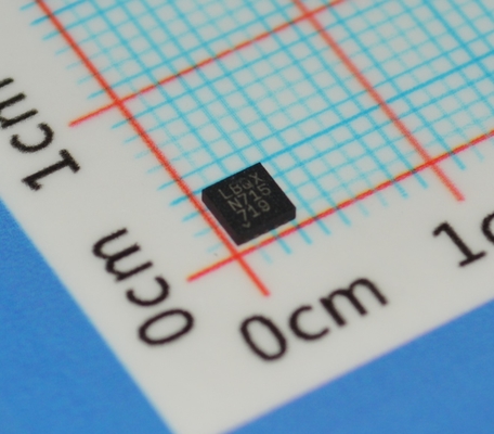 LTC3454EDD#PBF Hoogrendement 1,5A Buck-Boost Converter met 2,7-5,5V Ingang 92% Piekrendement I²C Besturing Laag Geluid 2,5µA Uitschakeling en Kleine 3mm x 3mm DFN Behuizing
