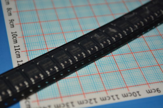 SBRD10200TR 100V 20A SBR-rectifierbrug met lage Vf-hoge efficiëntie <155°C TJ-overspanning AEC-Q101 Kwalificeerd voor automobiel- en industriële borstelmotor aandrijvingen