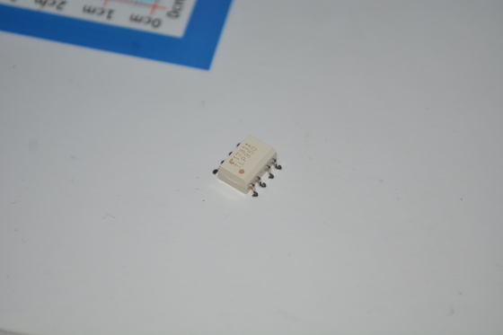 TLP350H High-Speed 1Mbps IGBT/MOSFET Gate Driver met 0,7A/0,5A Uitgang 15kV/μs Immuniteit 5mA Drempel 5000Vrms Isolatie CMOS-compatibel in compact SO6 pakket