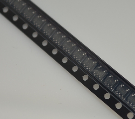 SPX3819M5-L-3-3/TR 3,3V 500mA Ultra-Low Noise (30μVRMS) LDO met Enable 1% Nauwkeurigheid Lage Dropout Voltage Stroom- & Thermische Bescherming en 2,7V-16V Breed IngangsBereik