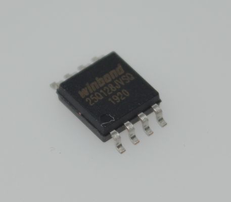 W25Q128JVSIQ 128Mb (16MB) SPI NOR Flash met Quad/DUAL I/O 133MHz Clock Rate 4KB Uniform Sector and 256B Page Features Flexible Architecture Hoge prestaties en laag stroomverbruik