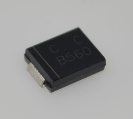 CDBC560-G 560Ω@100MHz Common Mode Choke Hoge Stroomsterkte Breed Temperatuurbereik Lage DCR Uitstekende EMI-onderdrukking RoHS-conform Compact Ontwerp Bescherming van Stroom- en Datalijnen