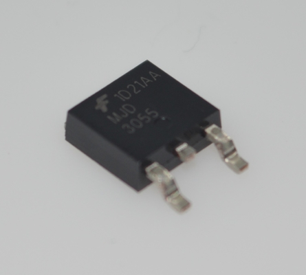 MJD3055T4G 60V 15A NPN Power Darlingtons Low VCE ((sat) voor hoog efficiënt geïntegreerde demper & diode voor robuuste prestaties TO-220 pakket Ideaal voor motoren en magnetronen met inductieve belastingen