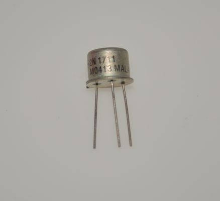 2N1711 NPN Transistor 50V/600mA 100MHz Frequentie Lage verzadiging Spanning Hoog Beta TO-39 Metalen pakket Industrieel temperatuurbereik Betrouwbare schakeling Algemene versterking