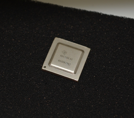 ADC12DL3200ACF RF-Sampling ADC 12-Bit Resolution Dual 3.2GSPS Channels 6.4GBaud Rate JESD204B Interface Multi-Band Operation Ultra-Low Power Wide Analog Bandwidth Integrated Digital Down-Conversion