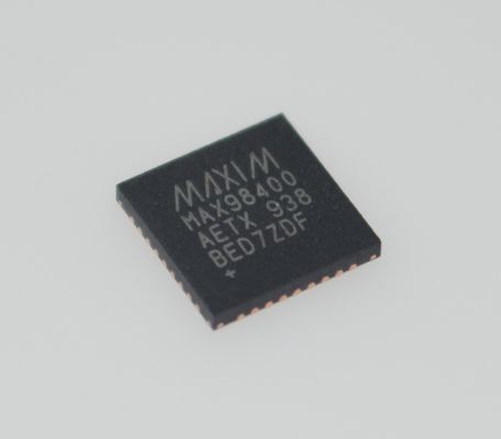 MAX98400A Klasse D Versterker met 20W Uitgangsvermogen, 92% Efficiëntie, I2C Besturing, Geïntegreerde Boost, 8ms Opstarttijd, Volledige Bescherming, and 6.5μV Ruissignaal voor Premium Draagbare Audio