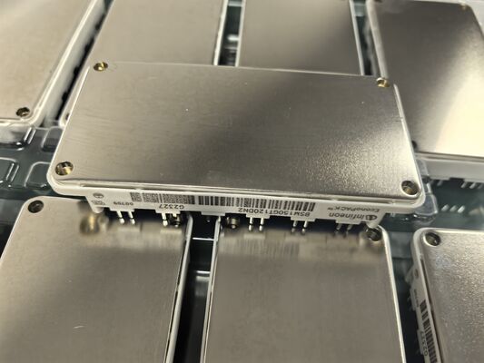 BSM150GT120DN2 1200V/150A IGBT-module Low VCE (sat) High Speed Switching Low Loss Ingebouwde NTC geïsoleerde basisplaat Industriële kwaliteit voor zware motor aandrijvingen en industriële UPS