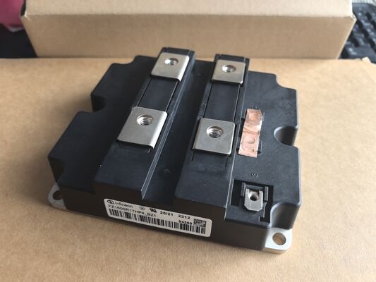 FZ1600R17HP4B2 1700V HiPerFET 4 1600A IGBT Hoge vermogendichtheid lage Vce ((sat) Fast Switching High Frequency Robust SOA Industrial Grade voor UPS en Solar
