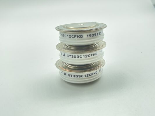 ST303C12CFK0 1200V 300A Halve brugmodule Laag Vce (sat) Laag verlies Kortsluiting Robuustheid Geïntegreerde NTC Voor motor aandrijvingen en industriële omvormers