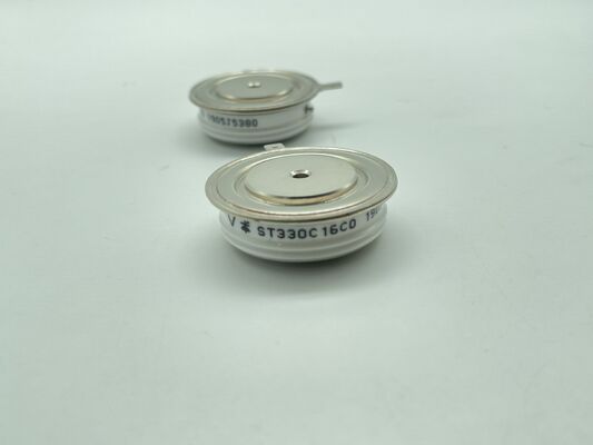 VS-ST330C16C0 1600V 330A Half-Bridge Module Lage Vce(sat) Laag Verlies Hoge Kortsluitvastheid Geïntegreerde NTC Voor Industriële Omvormers en High Power UPS