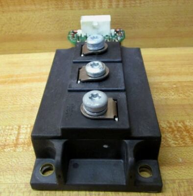 2MBI200N-120 1200V 200A IGBT-module Laag Vce (sat) Lage Verlies Hoog Kortsluiting Robuustheid Geïntegreerde NTC Voor motor aandrijvingen en industriële UPS