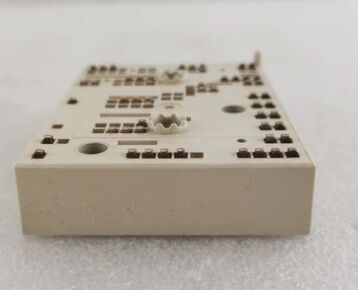 35ACC12F4V1 12V 3.5A Automotive PNP Transistor Lage VCE(sat) 250mV Hoge Stroomversterking SOT-223 Behuizing AEC-Q101 Gekwalificeerd Voor Belastingsschakeling en Motorbesturing in Voertuigen