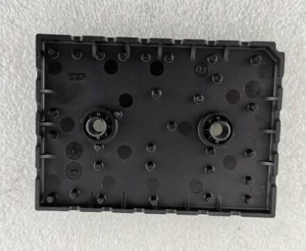 35ACC12F4V1 12V 3.5A Automotive PNP Transistor Lage VCE(sat) 250mV Hoge Stroomversterking SOT-223 Behuizing AEC-Q101 Gekwalificeerd Voor Belastingsschakeling en Motorbesturing in Voertuigen