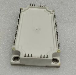 FPS0R12W2T7 0.12W Ultra-lage Rds(on) 2-in-7 Pinout Hoge-snelheidsschakeling Hoge efficiëntie Compact formaat Superieur thermisch beheer Loodvrij voor energiesystemen