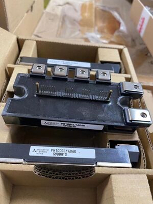 PM100CL1A060 600V 100A IPM 5th-Gen CSTBTTM Low VCE ((sat) 1.75V Integrated Drive and Protection Chip Temp Sensor Error Output UL Erkend voor aandrijvingen en servo's