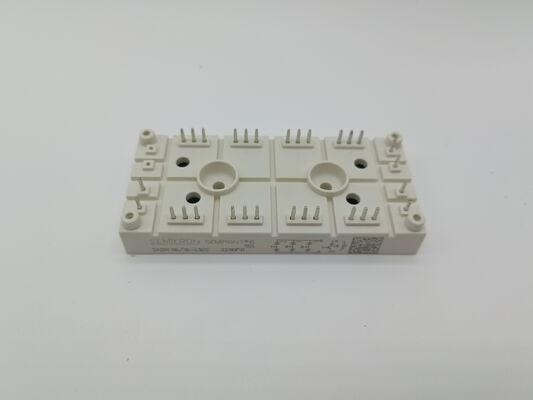 SKDH116/16-L105 1600V 116A IGBT Module 3-Fase Brug Boost Chopper Geïntegreerde NTC Hoge Stroompiek 950A SEMIPONT6 Pakket Press-In Pin UL Gecertificeerd voor UPS en Aandrijvingen