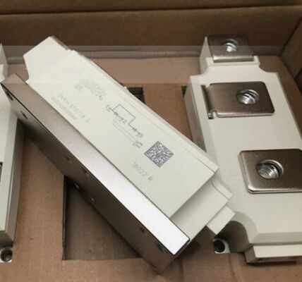 SKKH570/18E 1800V 570A Thyristor-Diodemodule Dual Series Versterker Poort Low VF 1.44V, 19kA Surge AlN Ceramische basisdruk contacten UL gecertificeerd voor zachte starters