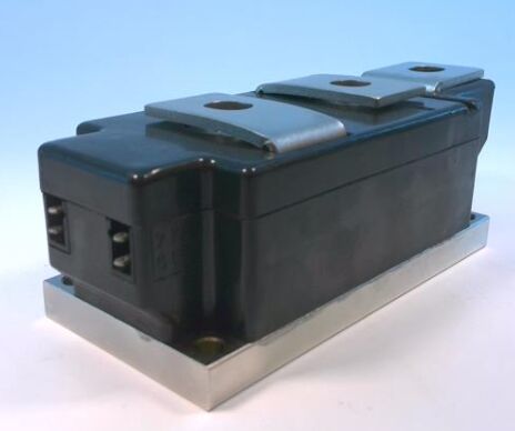 TT600N16KOF 1600V 600A Dual Thyristor Module Lage VF 1.32V Hoge Surge 21kA Drukcontact Technologie Geïsoleerde Basisplaat Trench Gate UL Gecertificeerd voor Soft Starters en Gelijkrichters