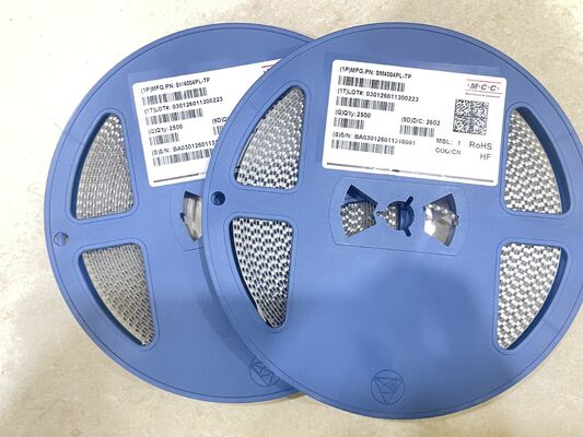 SM4004PL-TP 400V 1A Algemeen Diode Lage VF 1.1V Lage lekkage 5μA Hoge stroomstroom 30A SOD-123FL -65°C tot 175°C RoHS-conform voor stroomvoorzieningen en LED-verlichting