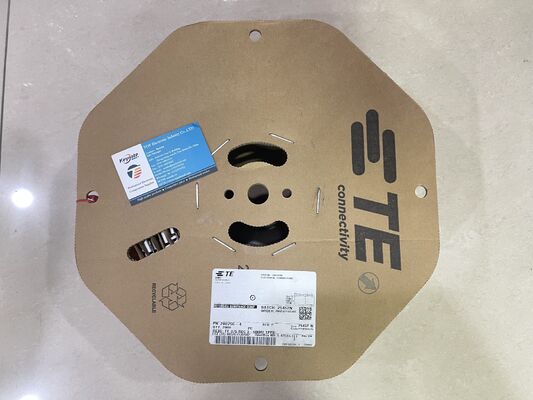 280756-4 4-Posities 2.5mm Pitch Draad-naar-Printplaat Connector Crimpbehuizing Wrijvingsslot Paneelmontage UL 94V-0 Gepolariseerd 4.5A Nominaal voor Stroomverdeling en Industriële Besturingen