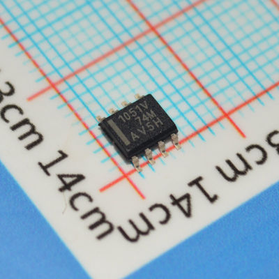 TCAN1051VDQ1 5V CAN FD Transceiver 5Mbps Flexibele Datasnelheid ±58V Foutbescherming 1.8V-5V Logische I/O SOIC-8 -40°C tot +125°C AEC-Q100 Grade 1