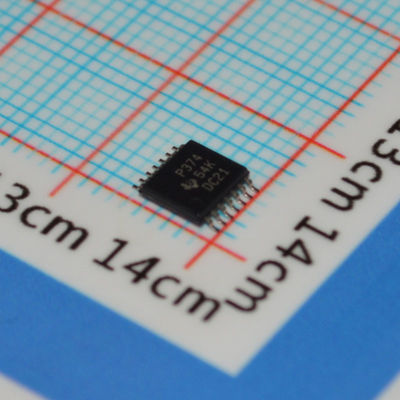 TLC374CPWR Quad CMOS Comparator 2μs Reactie 2.7-16V Voeding 1mV Offset Push-Pull Output TSSOP-14 -40°C tot +125°C Industrieel